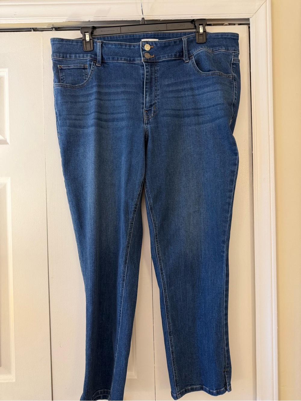 Maurices Women's Narrow Leg Jeans in Dark Blue Denim